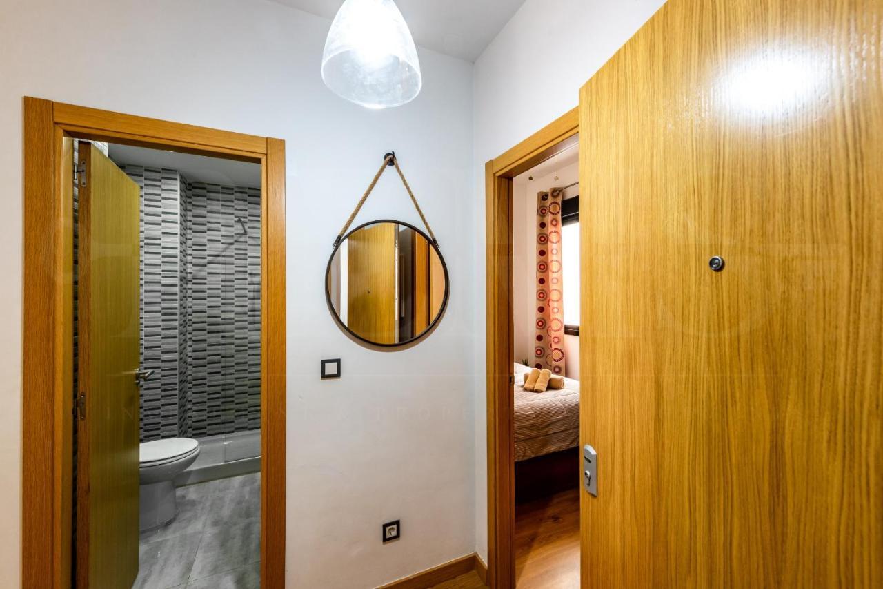 Cozy Flat With Common Pool & Parking - Center By Rems Apartment Málaga Exterior foto