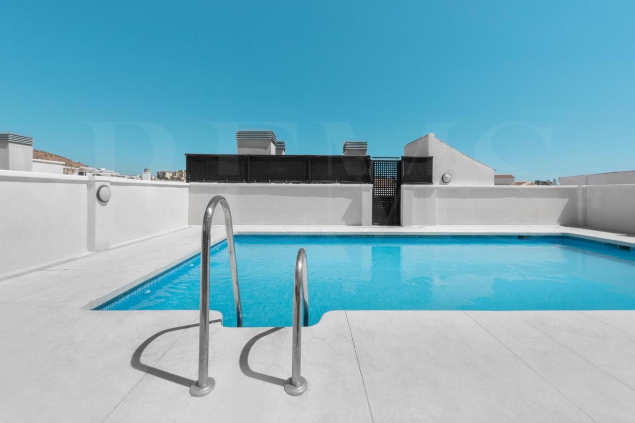 Cozy Flat With Common Pool & Parking - Center By Rems Apartment Málaga Exterior foto