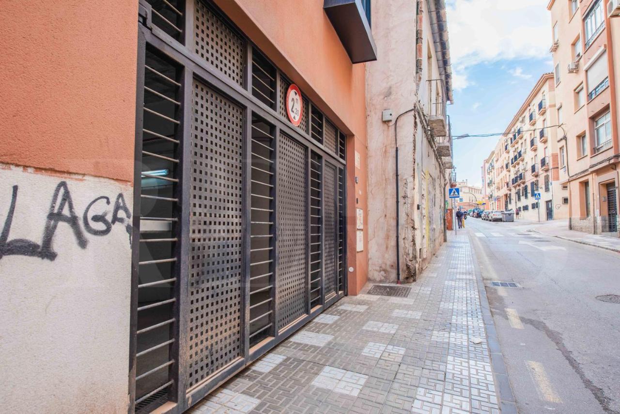 Cozy Flat With Common Pool & Parking - Center By Rems Apartment Málaga Exterior foto